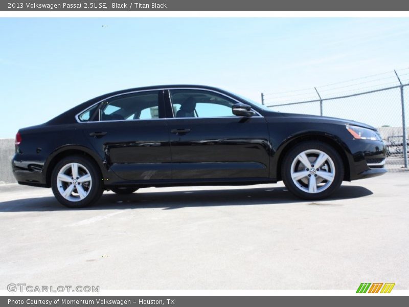 Black / Titan Black 2013 Volkswagen Passat 2.5L SE
