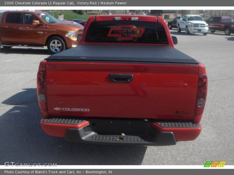 Victory Red / Medium Pewter 2006 Chevrolet Colorado LS Regular Cab