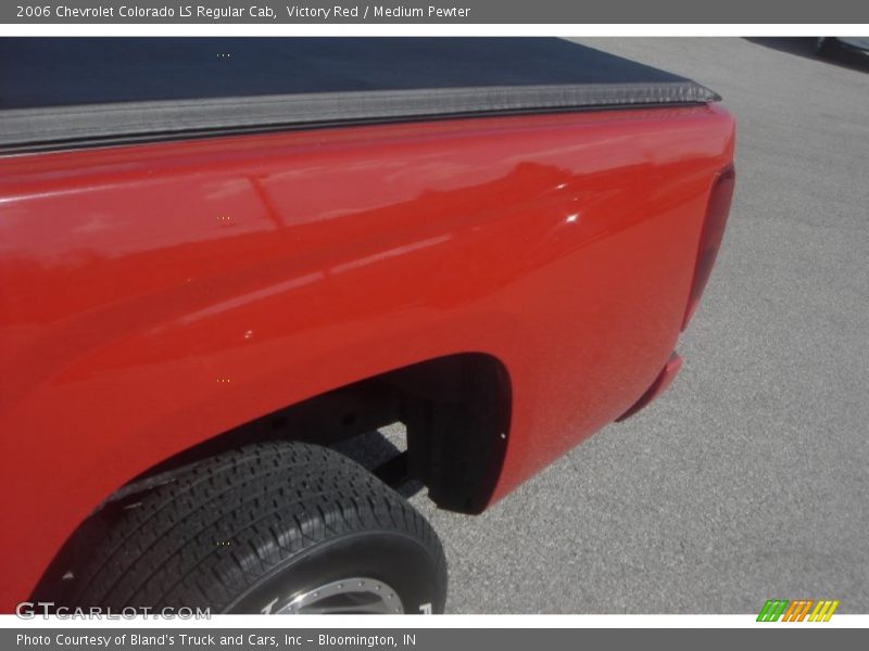 Victory Red / Medium Pewter 2006 Chevrolet Colorado LS Regular Cab