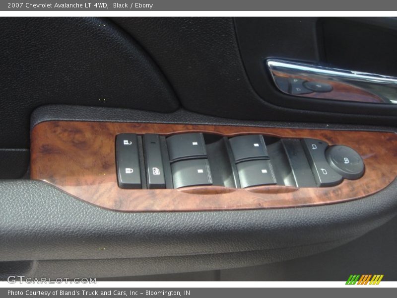 Black / Ebony 2007 Chevrolet Avalanche LT 4WD