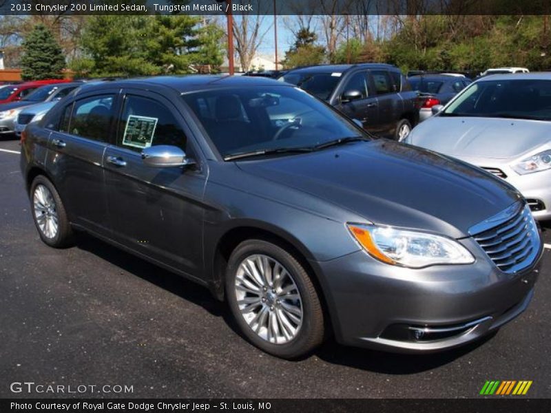 Tungsten Metallic / Black 2013 Chrysler 200 Limited Sedan