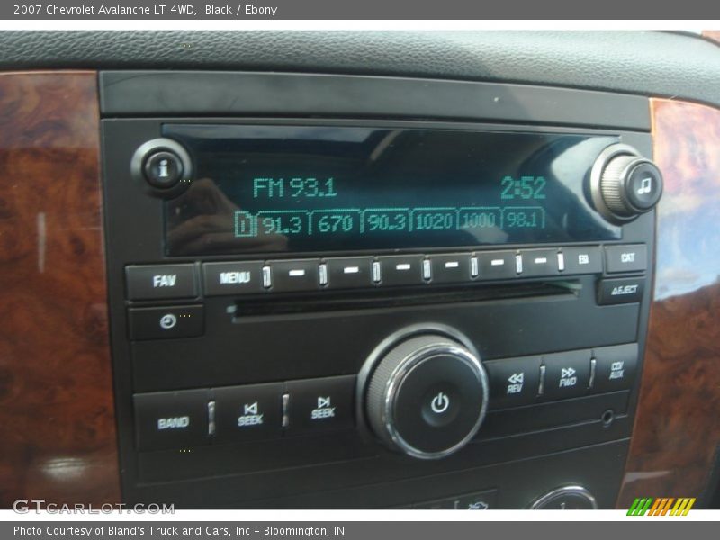 Black / Ebony 2007 Chevrolet Avalanche LT 4WD