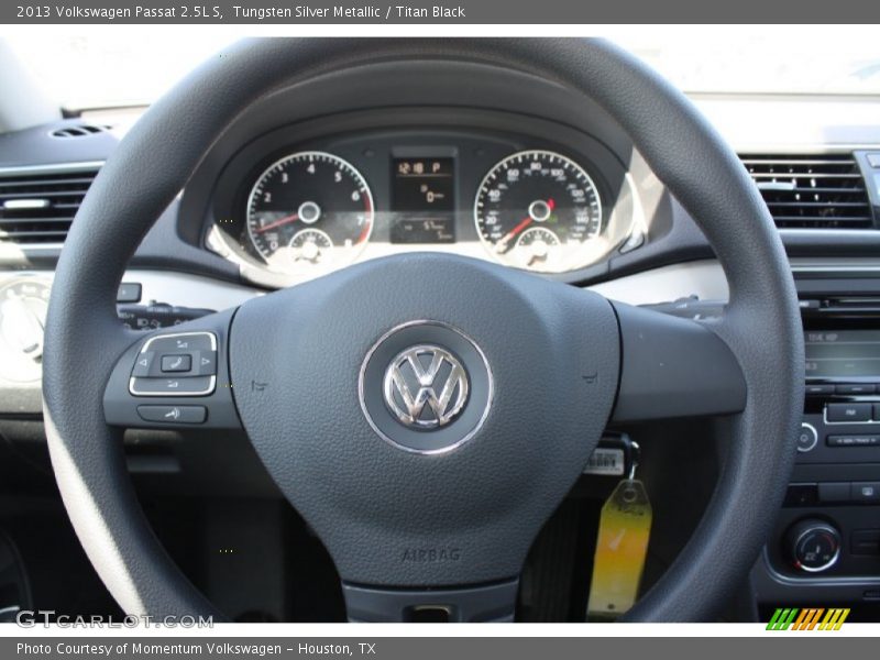 Tungsten Silver Metallic / Titan Black 2013 Volkswagen Passat 2.5L S