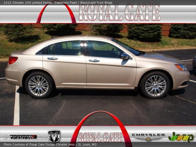 Cashmere Pearl / Black/Light Frost Beige 2013 Chrysler 200 Limited Sedan