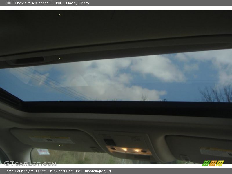 Black / Ebony 2007 Chevrolet Avalanche LT 4WD