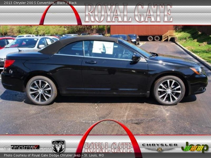 Black / Black 2013 Chrysler 200 S Convertible