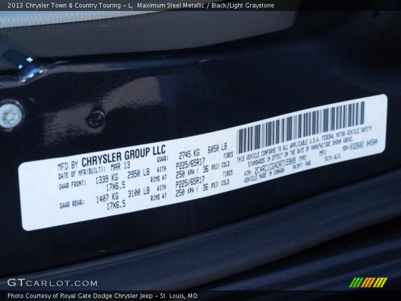 Maximum Steel Metallic / Black/Light Graystone 2013 Chrysler Town & Country Touring - L