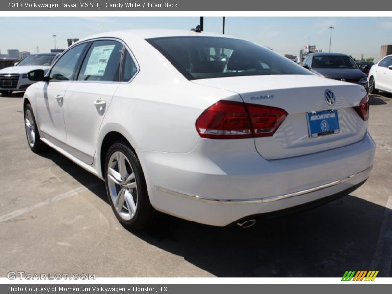 Candy White / Titan Black 2013 Volkswagen Passat V6 SEL