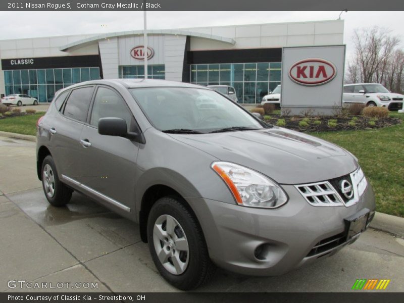 Gotham Gray Metallic / Black 2011 Nissan Rogue S