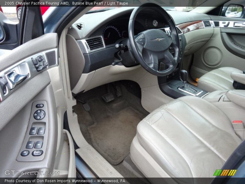  2005 Pacifica Touring AWD Light Taupe Interior