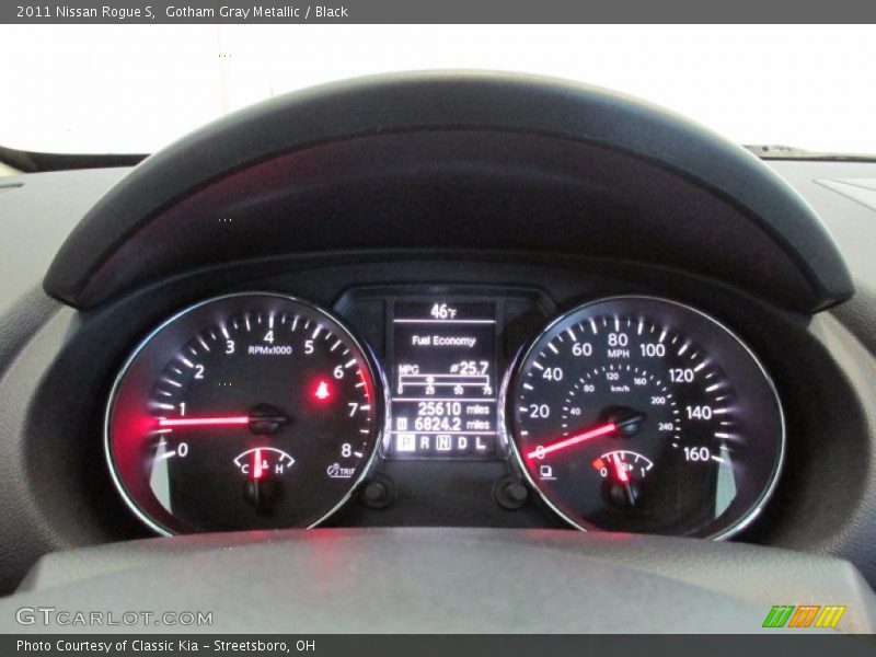 Gotham Gray Metallic / Black 2011 Nissan Rogue S