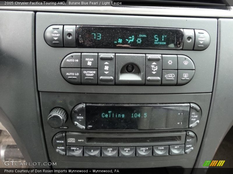 Controls of 2005 Pacifica Touring AWD