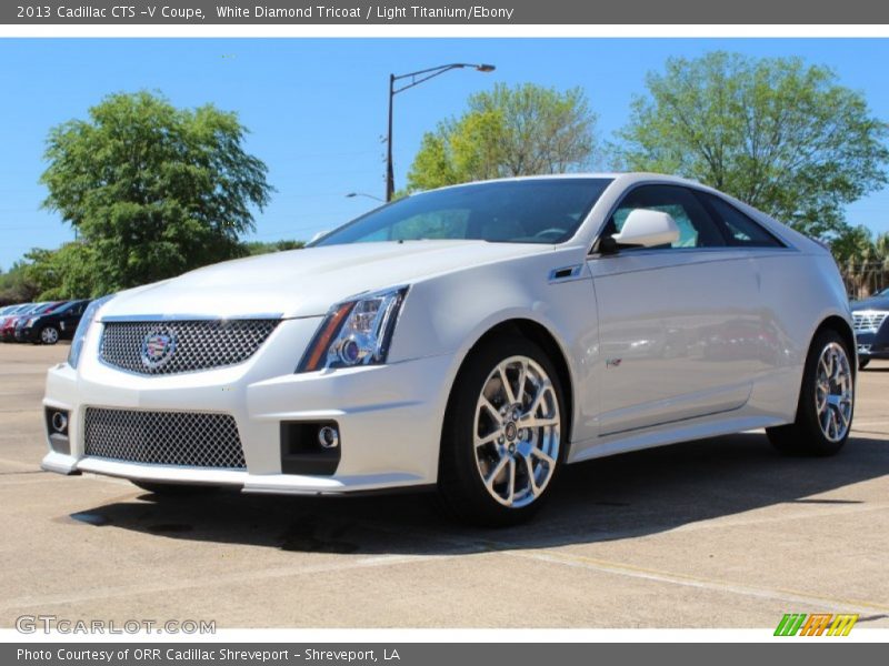 Front 3/4 View of 2013 CTS -V Coupe