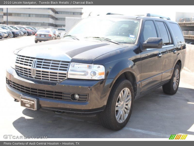 Tuxedo Black Metallic / Charcoal Black 2010 Lincoln Navigator