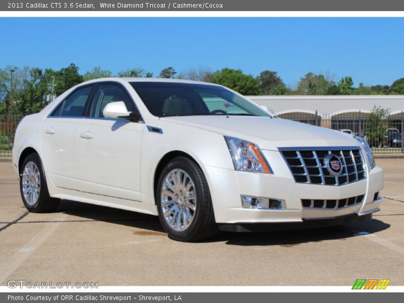 Front 3/4 View of 2013 CTS 3.6 Sedan