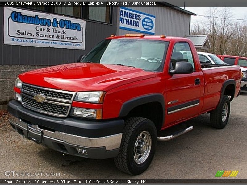 Victory Red / Dark Charcoal 2005 Chevrolet Silverado 2500HD LS Regular Cab 4x4