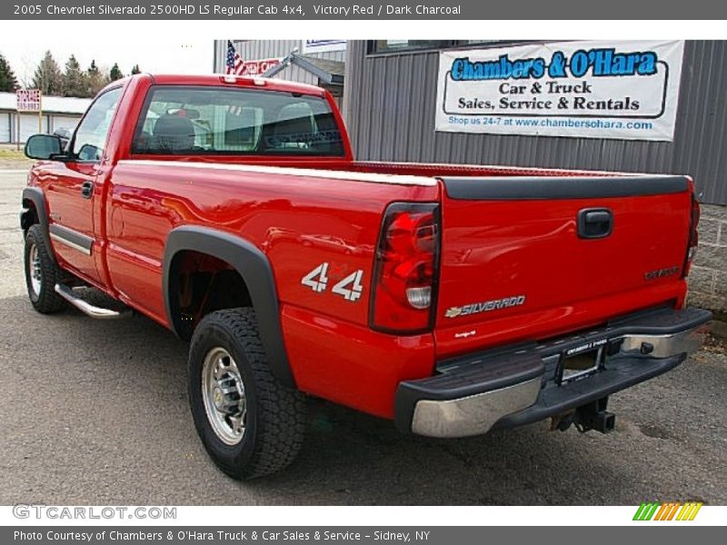 Victory Red / Dark Charcoal 2005 Chevrolet Silverado 2500HD LS Regular Cab 4x4