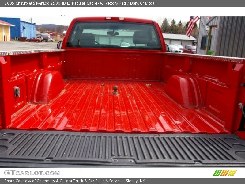 Victory Red / Dark Charcoal 2005 Chevrolet Silverado 2500HD LS Regular Cab 4x4