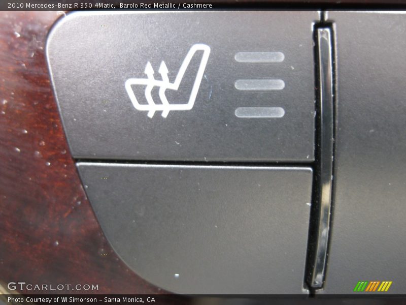 Controls of 2010 R 350 4Matic