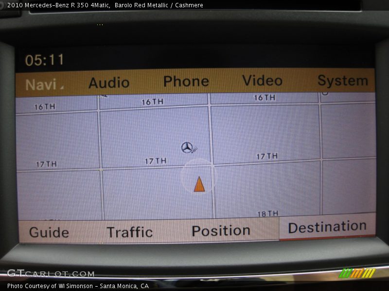 Controls of 2010 R 350 4Matic