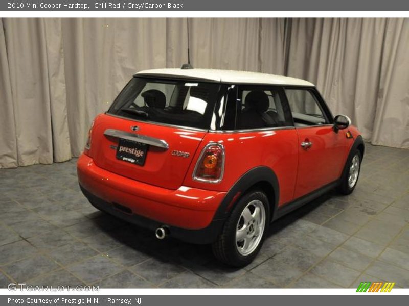 Chili Red / Grey/Carbon Black 2010 Mini Cooper Hardtop