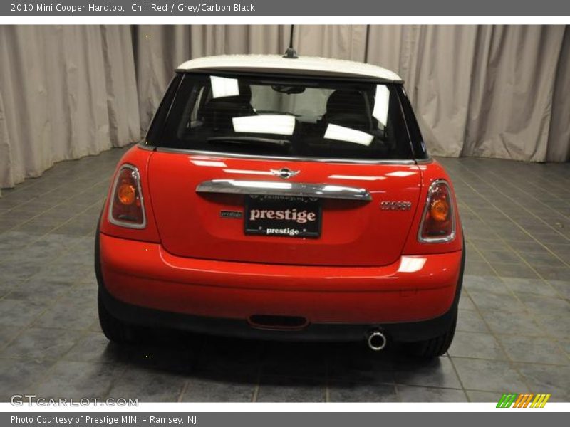 Chili Red / Grey/Carbon Black 2010 Mini Cooper Hardtop