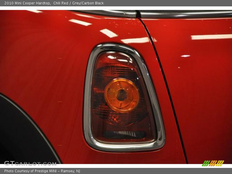 Chili Red / Grey/Carbon Black 2010 Mini Cooper Hardtop