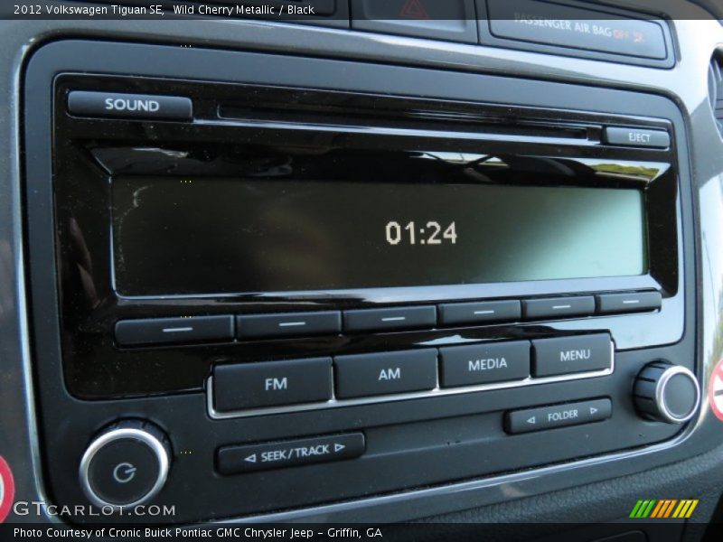 Wild Cherry Metallic / Black 2012 Volkswagen Tiguan SE