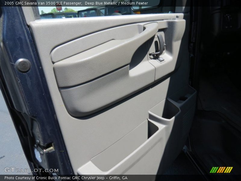 Deep Blue Metallic / Medium Pewter 2005 GMC Savana Van 3500 SLE Passenger