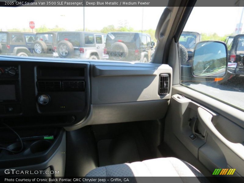 Deep Blue Metallic / Medium Pewter 2005 GMC Savana Van 3500 SLE Passenger