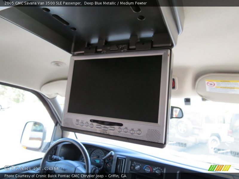 Deep Blue Metallic / Medium Pewter 2005 GMC Savana Van 3500 SLE Passenger