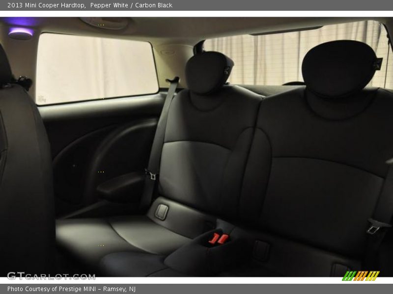 Pepper White / Carbon Black 2013 Mini Cooper Hardtop