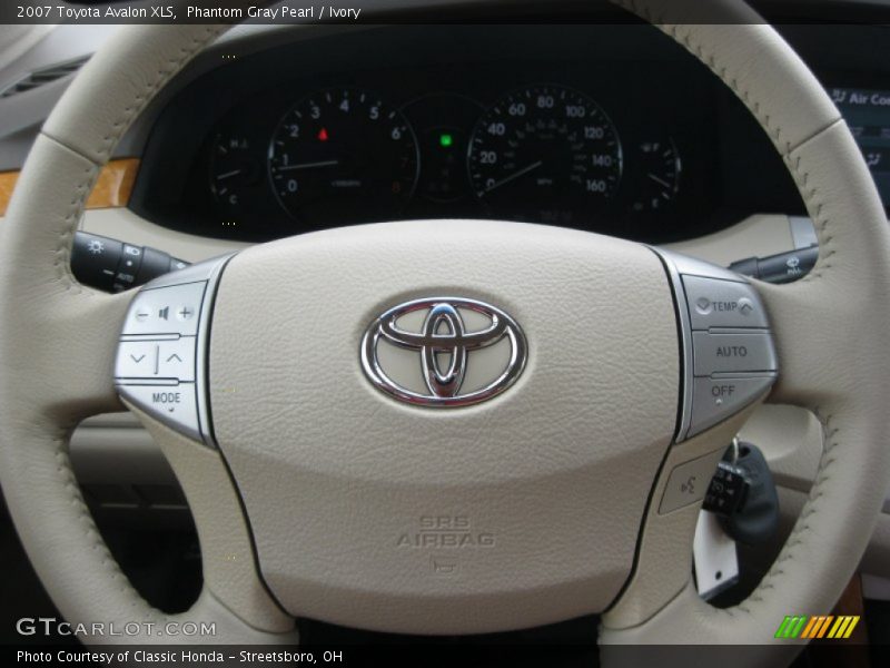 Phantom Gray Pearl / Ivory 2007 Toyota Avalon XLS