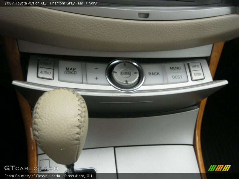 Phantom Gray Pearl / Ivory 2007 Toyota Avalon XLS