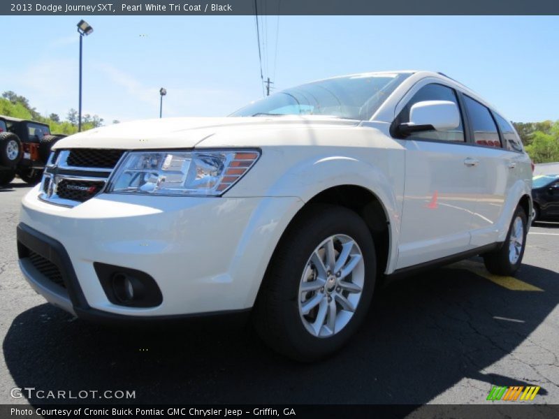 Pearl White Tri Coat / Black 2013 Dodge Journey SXT