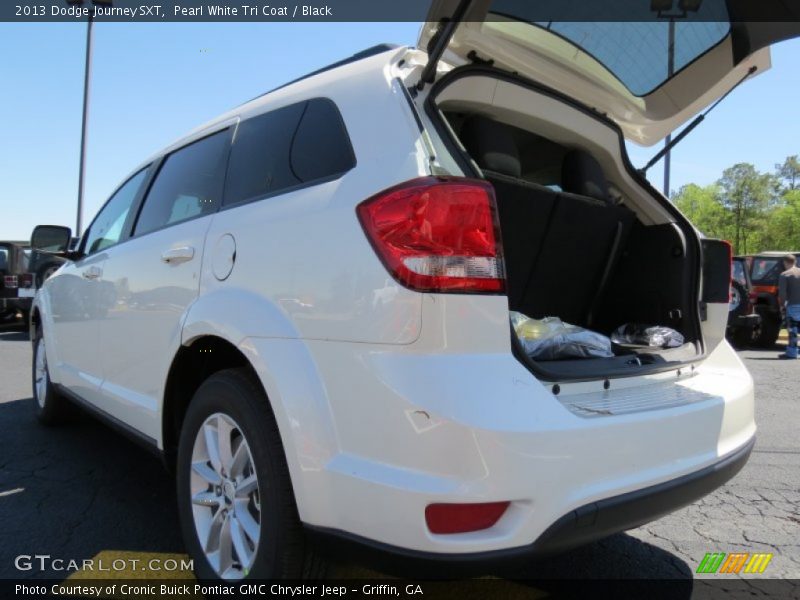 Pearl White Tri Coat / Black 2013 Dodge Journey SXT