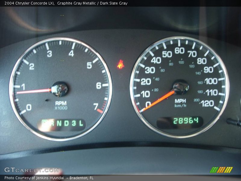 Graphite Gray Metallic / Dark Slate Gray 2004 Chrysler Concorde LXi