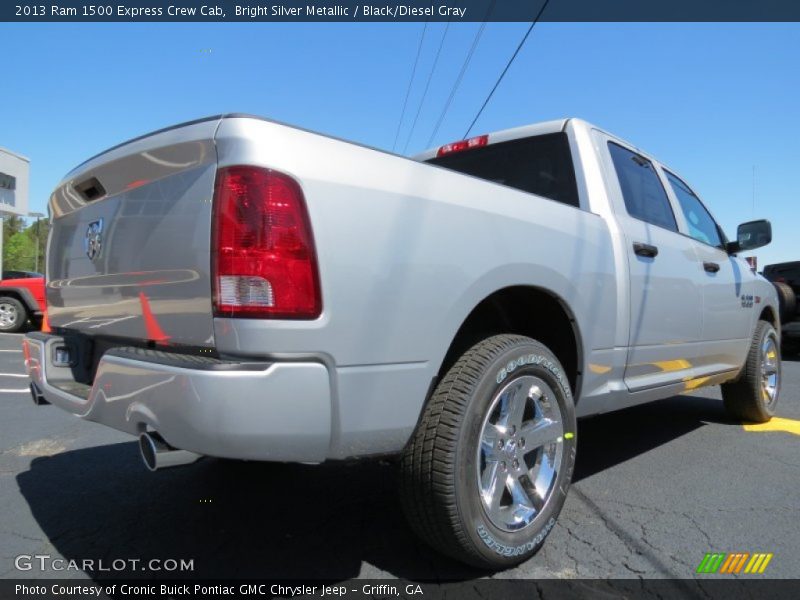 Bright Silver Metallic / Black/Diesel Gray 2013 Ram 1500 Express Crew Cab