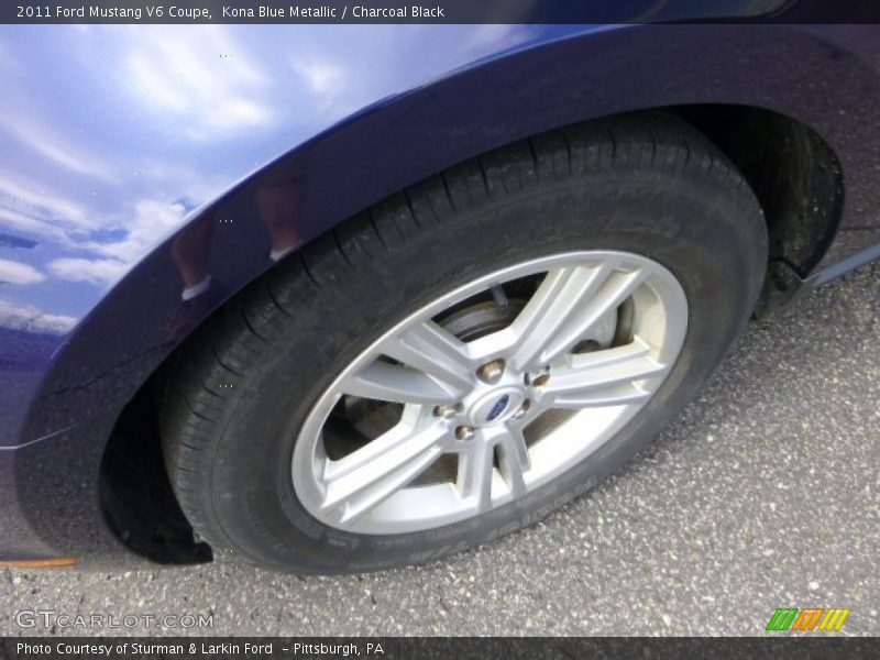 Kona Blue Metallic / Charcoal Black 2011 Ford Mustang V6 Coupe