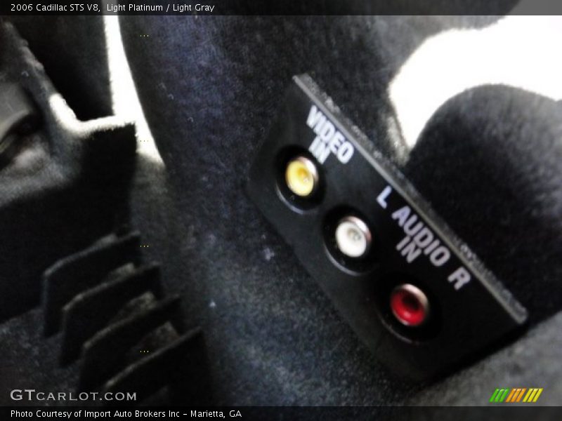 Light Platinum / Light Gray 2006 Cadillac STS V8