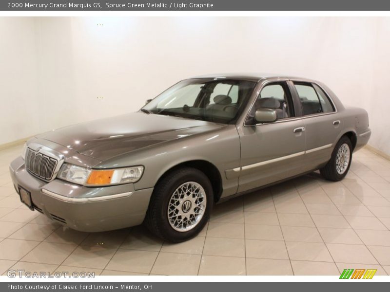 Front 3/4 View of 2000 Grand Marquis GS