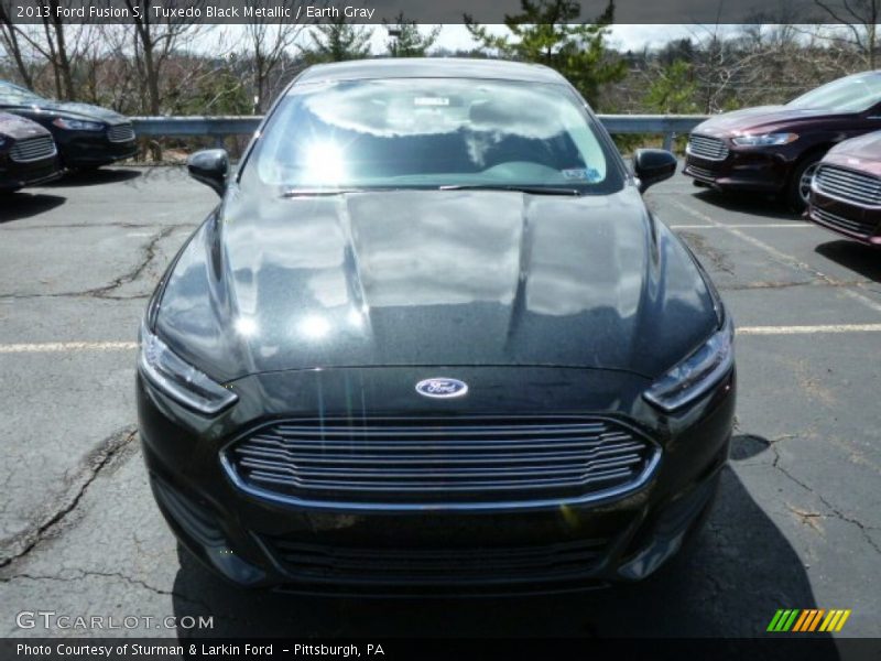 Tuxedo Black Metallic / Earth Gray 2013 Ford Fusion S