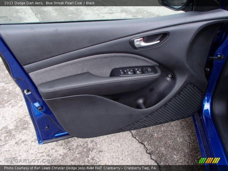 Blue Streak Pearl Coat / Black 2013 Dodge Dart Aero
