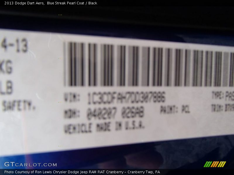 Blue Streak Pearl Coat / Black 2013 Dodge Dart Aero
