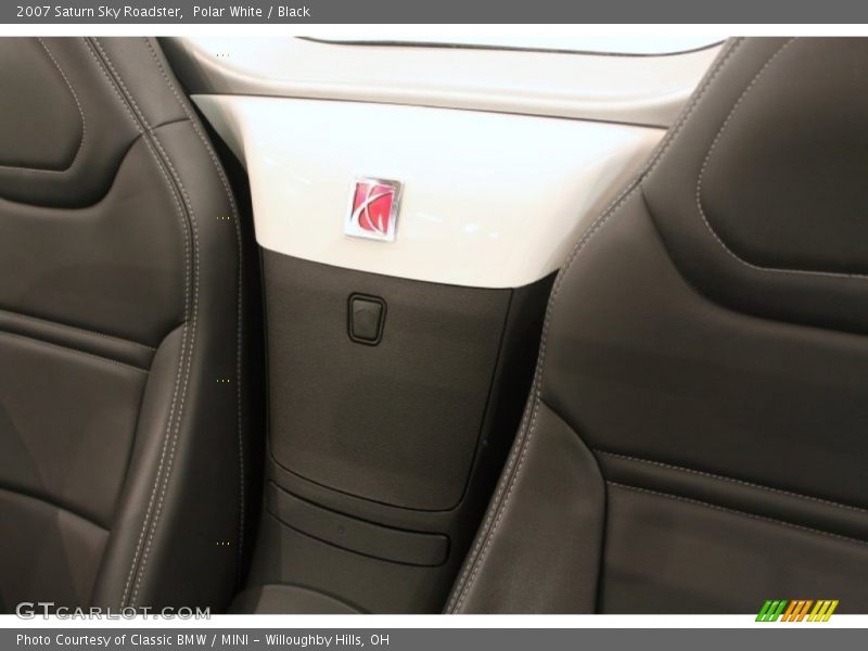 Polar White / Black 2007 Saturn Sky Roadster