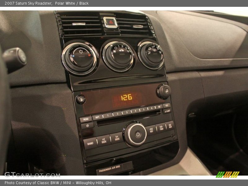 Controls of 2007 Sky Roadster