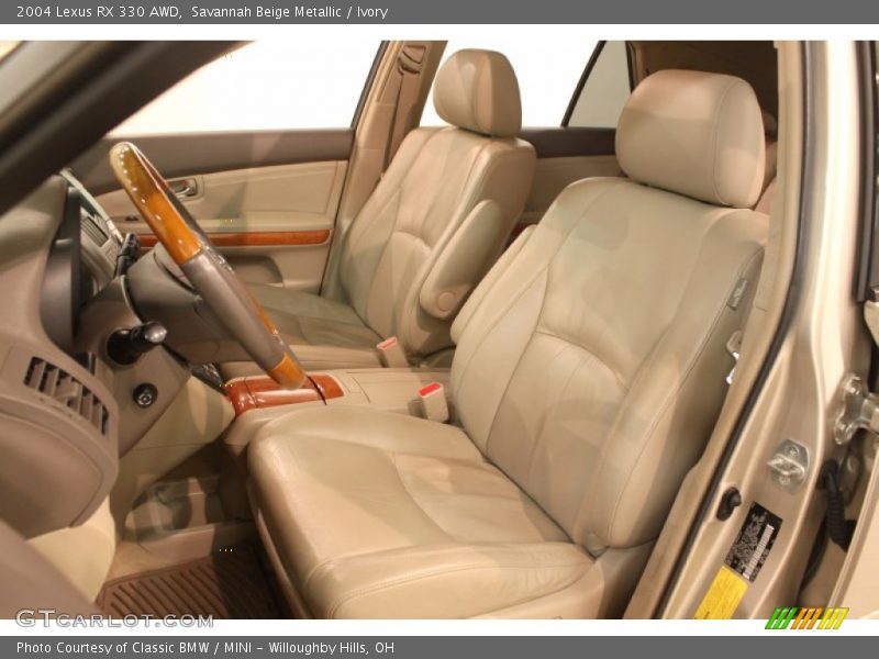 Front Seat of 2004 RX 330 AWD