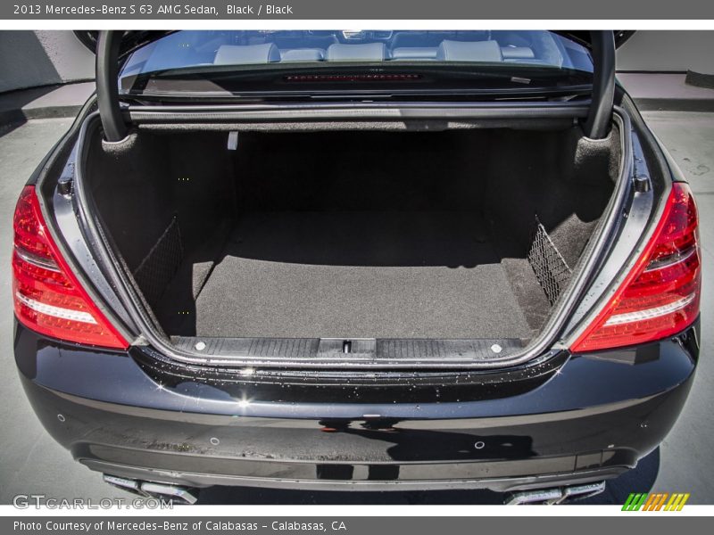  2013 S 63 AMG Sedan Trunk