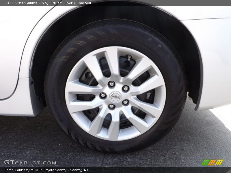 Brilliant Silver / Charcoal 2013 Nissan Altima 2.5 S