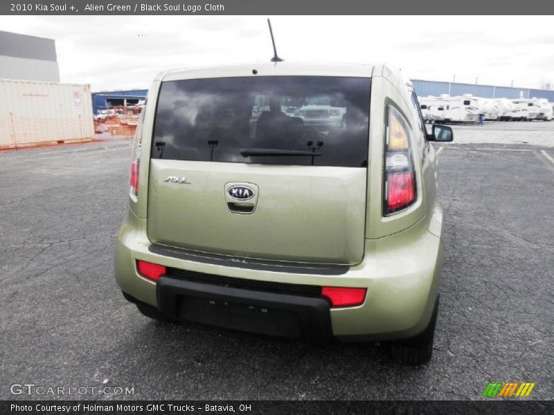 Alien Green / Black Soul Logo Cloth 2010 Kia Soul +